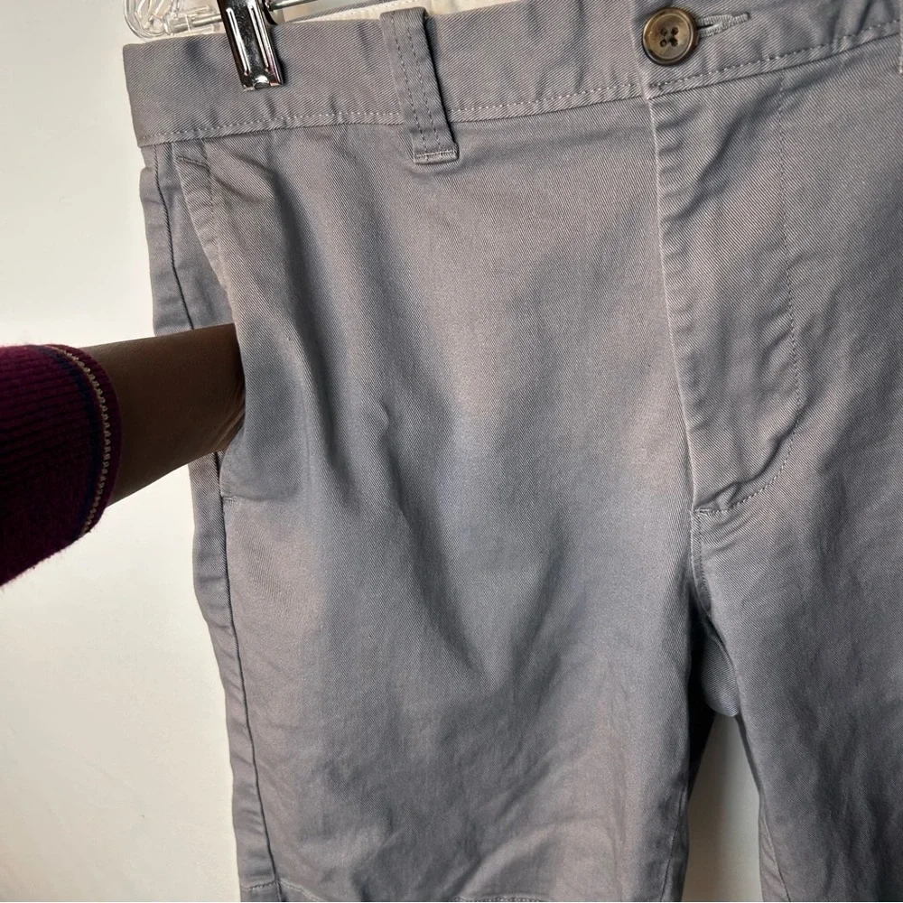J.Crew Re-Imagine Men’s Short Gray Pants W31 X 9”Inseam
